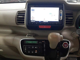 HONDA N BOX 2015