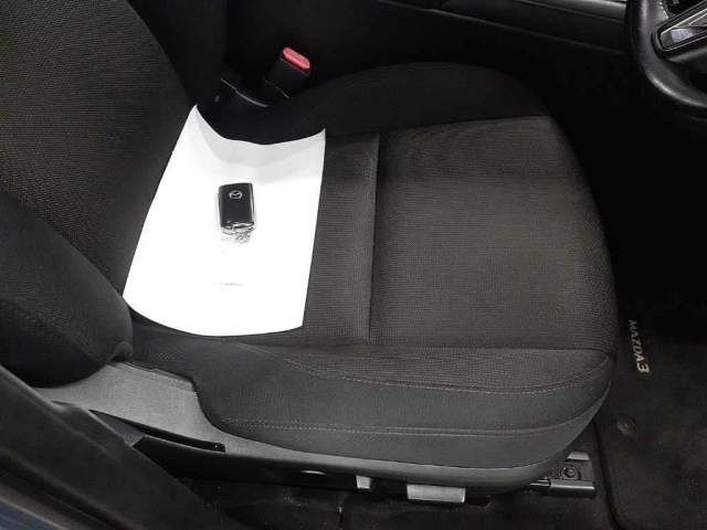 MAZDA MAZDA3 2019