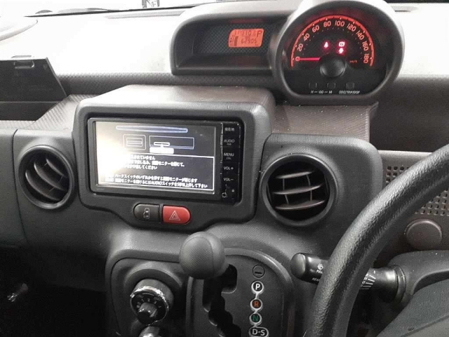 TOYOTA SPADE 2016