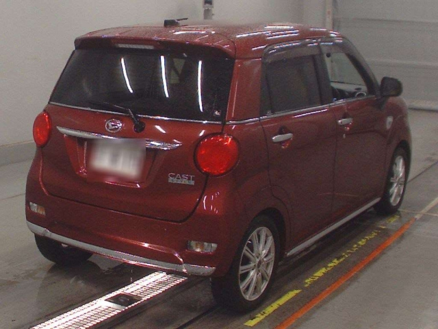 DAIHATSU CAST 2016