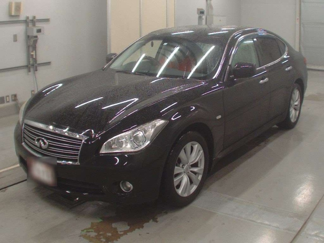 NISSAN FUGA 2014