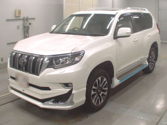 TOYOTA LAND CRUISER PRADO 2022