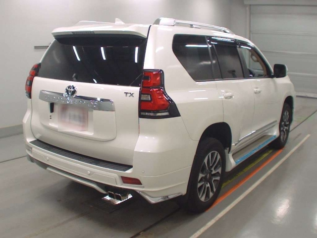 TOYOTA LAND CRUISER PRADO 2022
