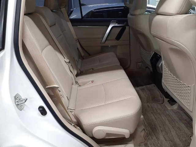 TOYOTA LAND CRUISER PRADO 2022