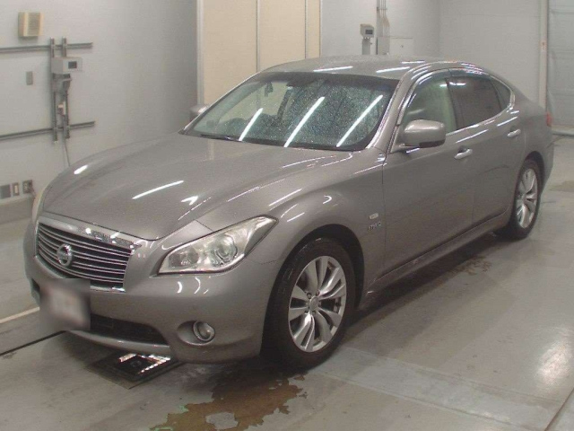 NISSAN FUGA 2011