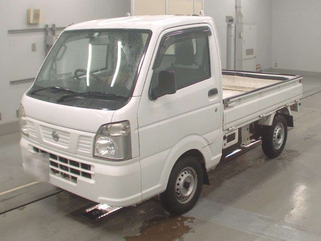 NISSAN CLIPPER TRUCK 2014