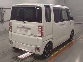 DAIHATSU WAKE 2017