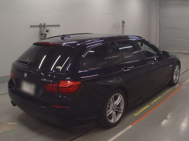 BMW 5 SERIES 2016