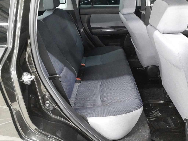 MAZDA VERISA 2010