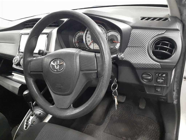 TOYOTA COROLLA FIELDER 2012
