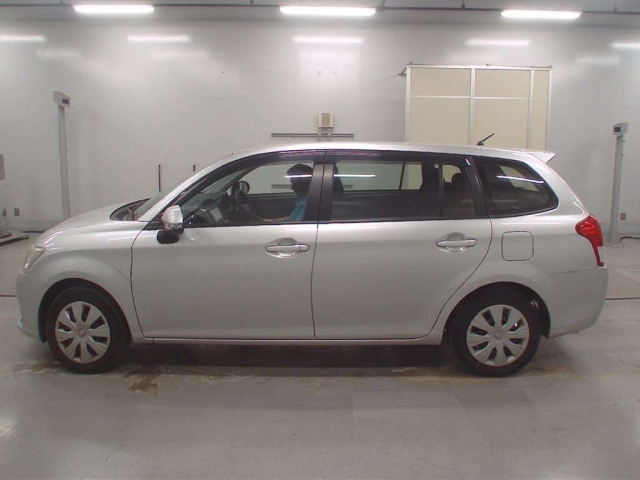 TOYOTA COROLLA FIELDER 2012