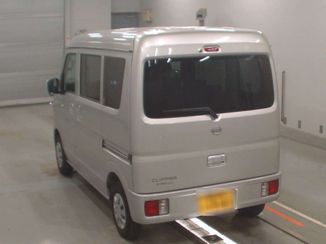 NISSAN CLIPPER VAN 2024
