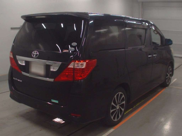 TOYOTA ALPHARD 2011