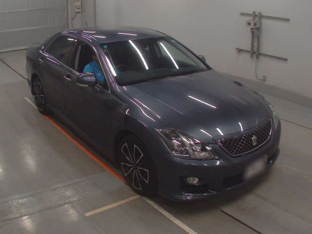 TOYOTA CROWN 2009