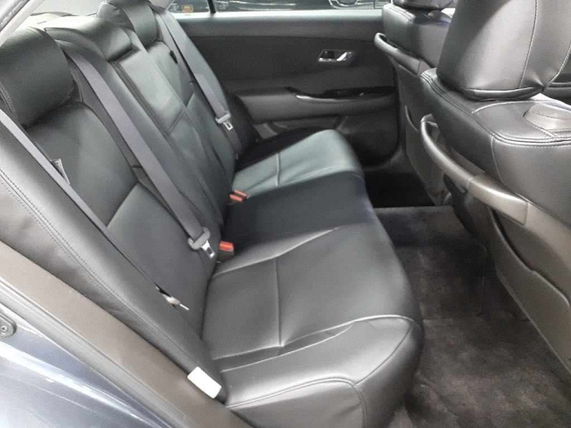 TOYOTA CROWN 2009