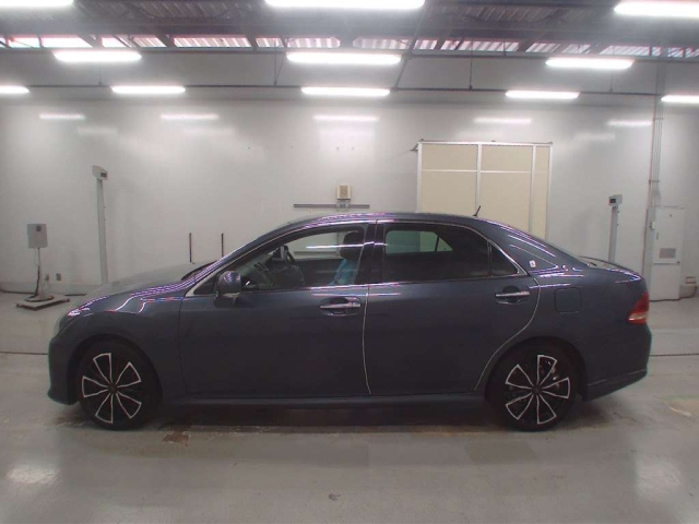TOYOTA CROWN 2009