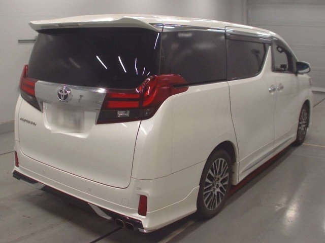TOYOTA ALPHARD 2017
