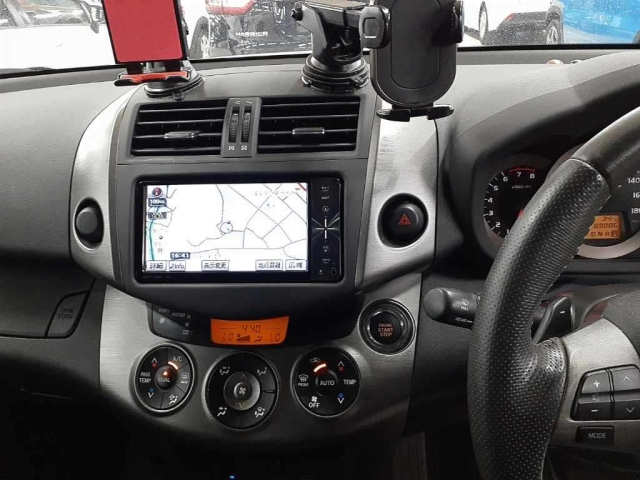 TOYOTA VANGUARD 2010