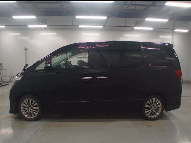 TOYOTA ALPHARD 2013