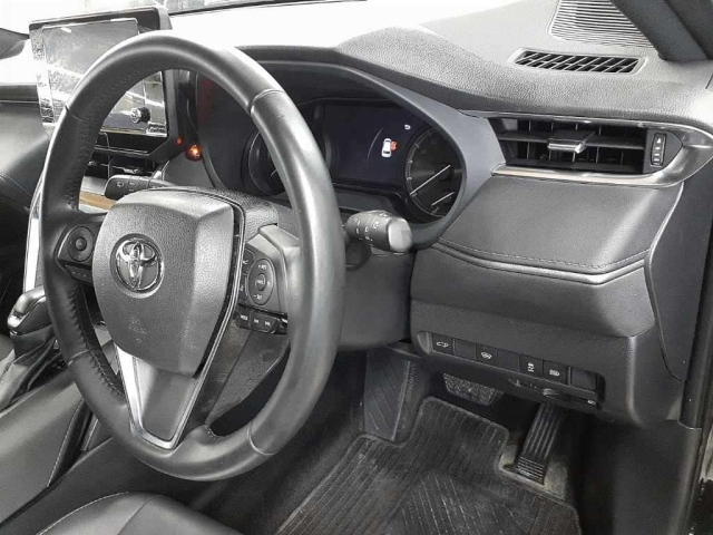 TOYOTA HARRIER 2023