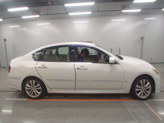 NISSAN FUGA 2008
