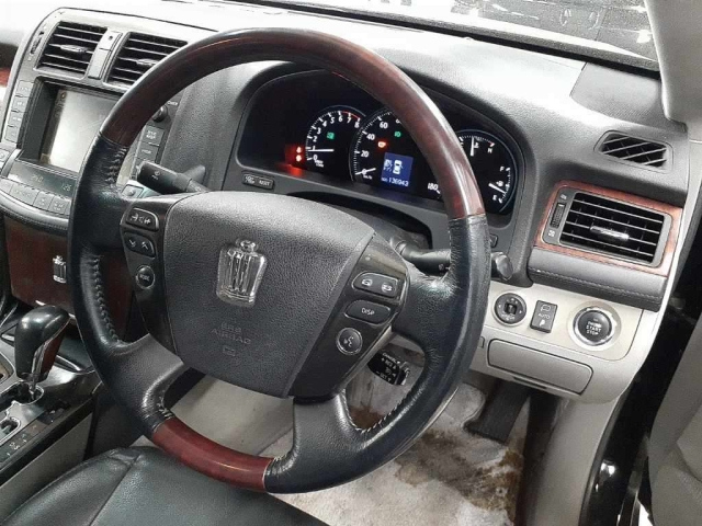 TOYOTA CROWN 2008
