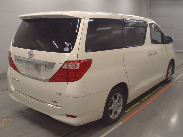 TOYOTA ALPHARD 2009