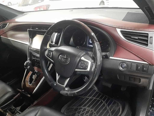 TOYOTA HARRIER 2016