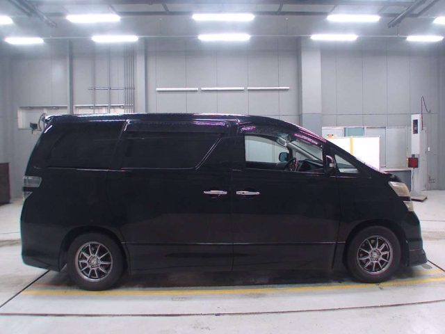 TOYOTA VELLFIRE 2008