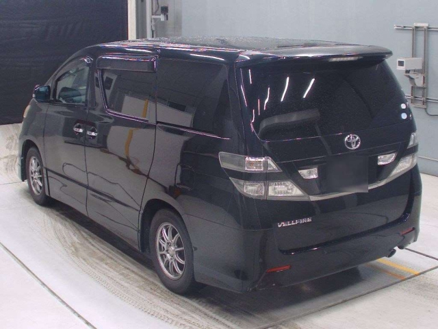 TOYOTA VELLFIRE 2008