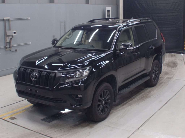 TOYOTA LAND CRUISER PRADO 2022