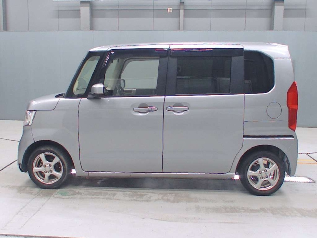 HONDA N BOX 2021