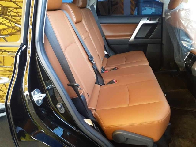 TOYOTA LAND CRUISER PRADO 2022