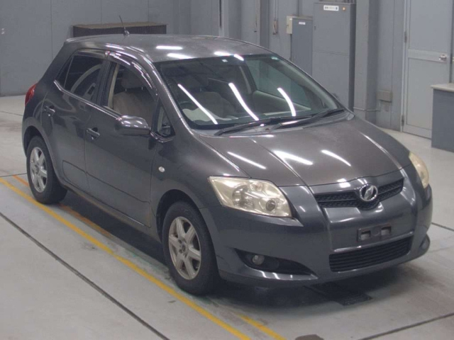 TOYOTA AURIS 2008