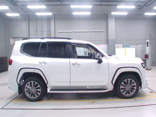TOYOTA LAND CRUISER 2025