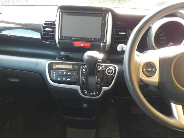 HONDA N BOX 2014