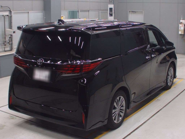 TOYOTA ALPHARD 2024