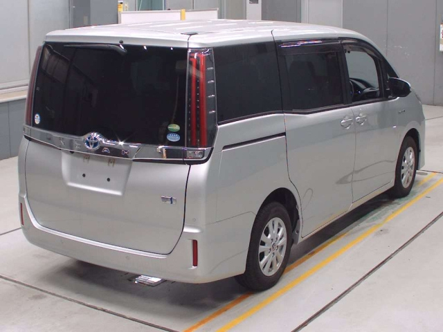 TOYOTA NOAH 2020