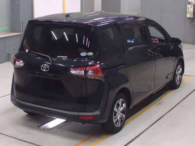 TOYOTA SIENTA 2019