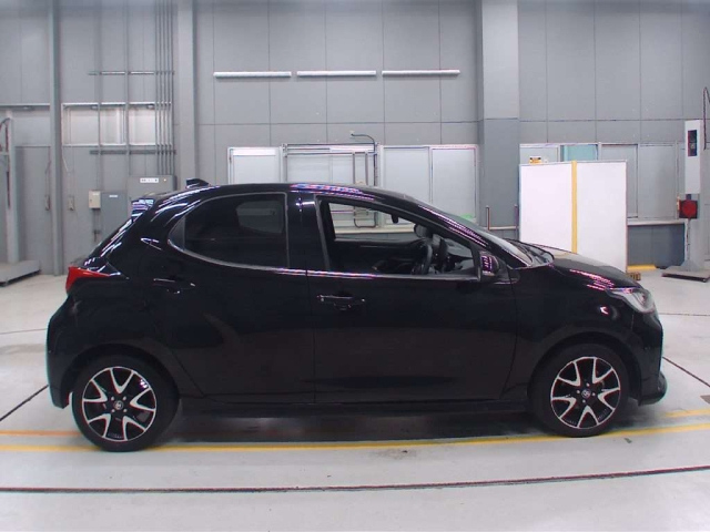 TOYOTA YARIS 2020