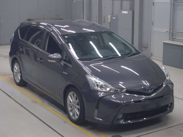 TOYOTA PRIUS ALPHA 2019