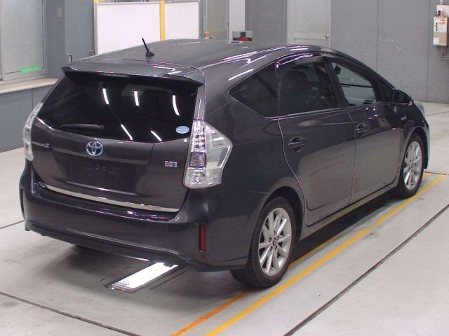 TOYOTA PRIUS ALPHA 2019