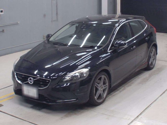 VOLVO V40 2014
