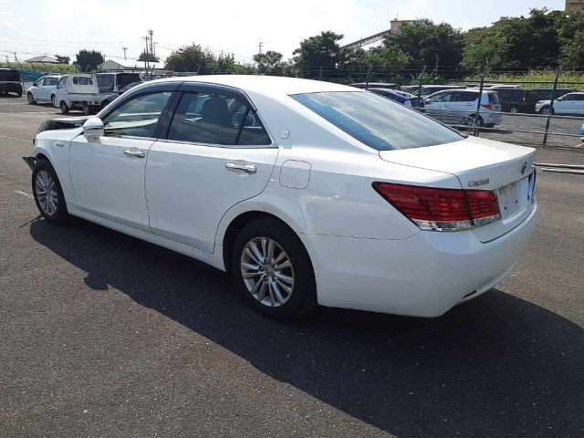 TOYOTA CROWN 2015
