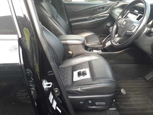 TOYOTA HARRIER 2016