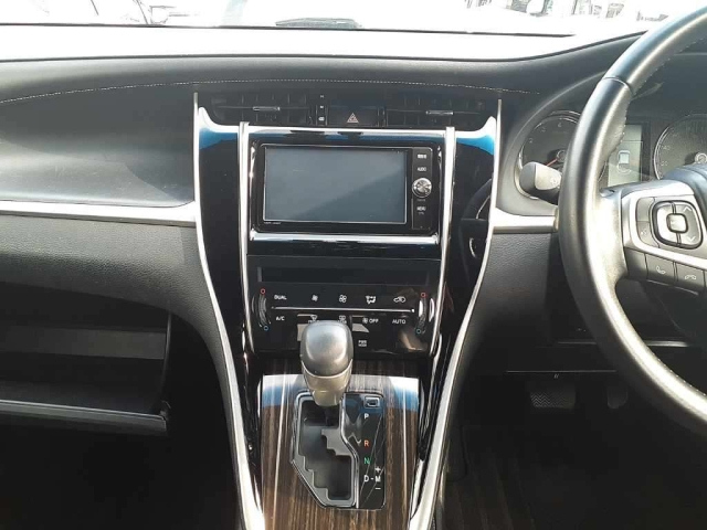 TOYOTA HARRIER 2016