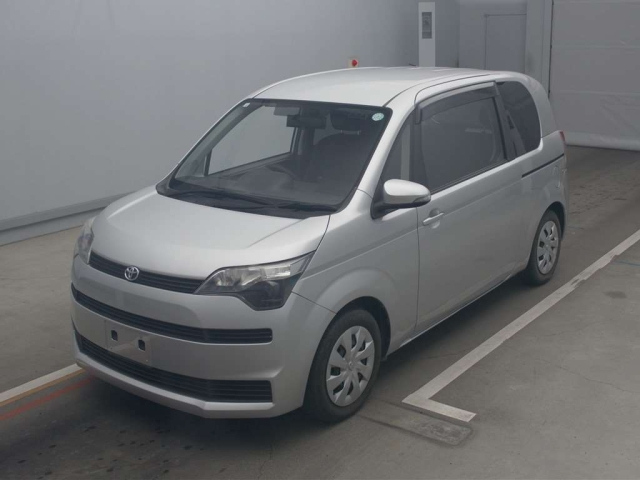 TOYOTA SPADE 2014