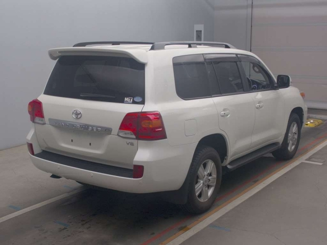 TOYOTA LAND CRUISER 2015