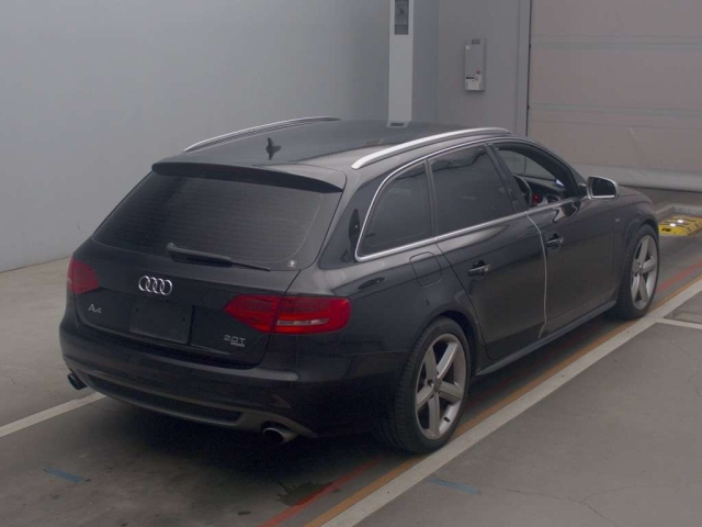 AUDI A4 2010