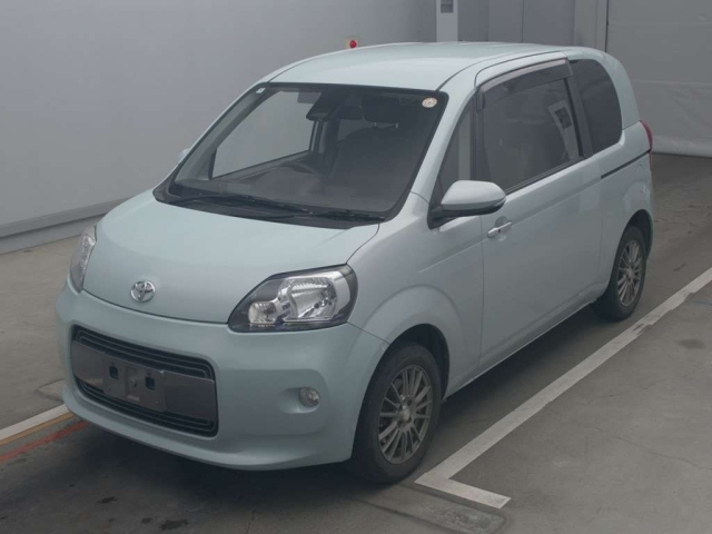 TOYOTA PORTE 2018